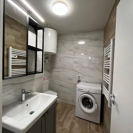 Cosy Rez-de-chaussee Apartment Foix
